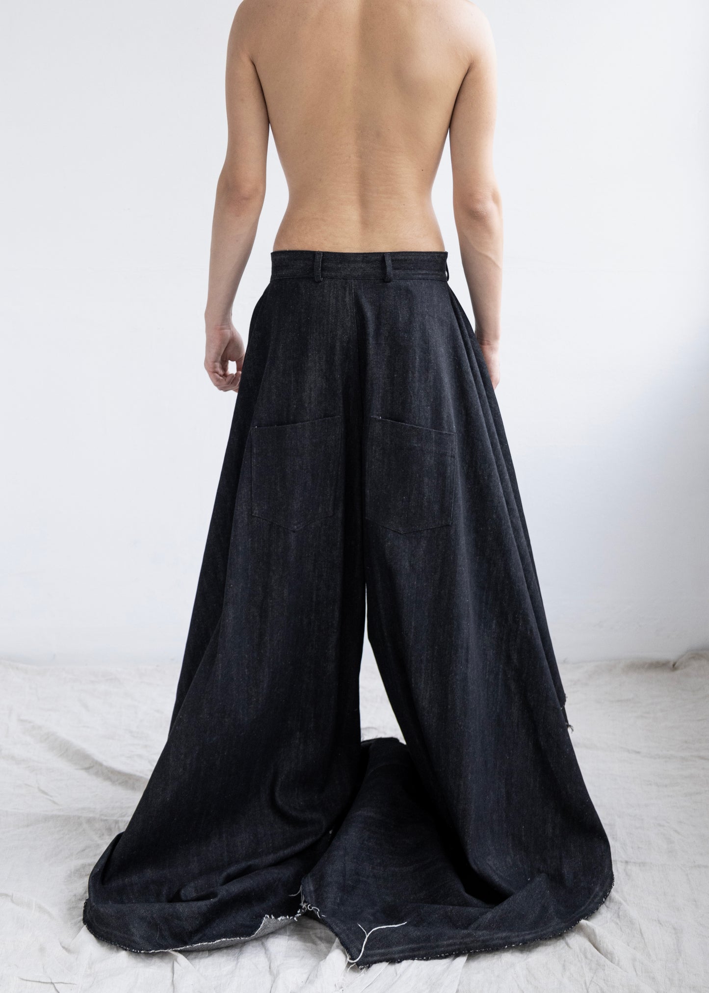 Root Black Jeans