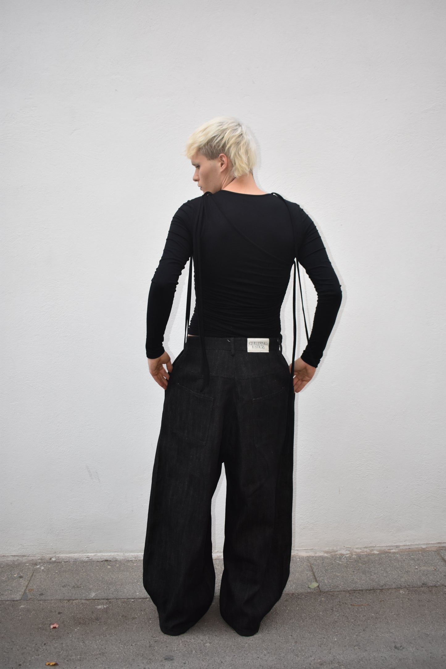 Sclerotia Jeans Black